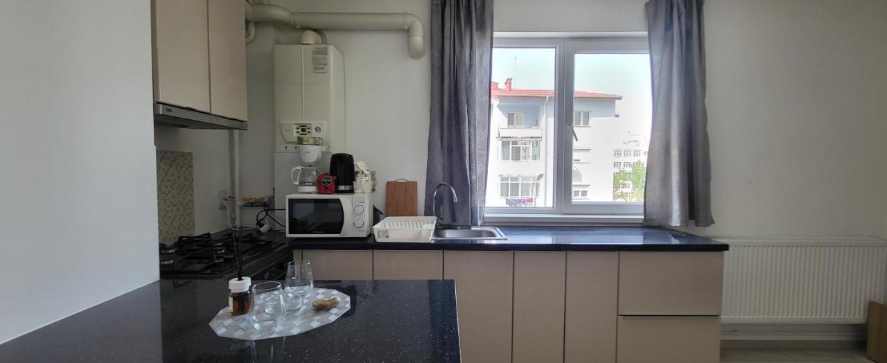 Self Check-In Studio 22 Bulevardul Oltenia Крайова Екстериор снимка